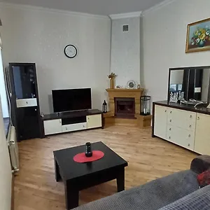 https://apt-rustic-near-the-fountain-square.aboutbakuhotels.com